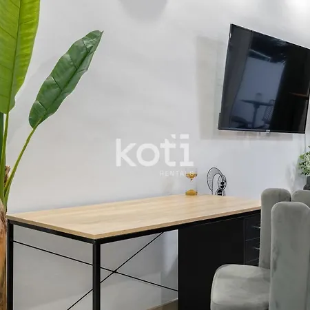 Apartment Koti - Colina Park
