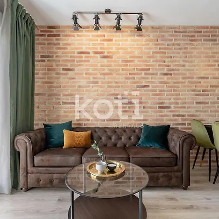 Koti - Colina Park Apartment *